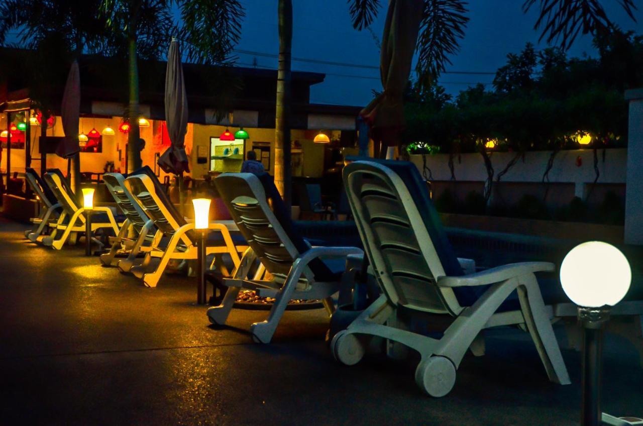 4 Palms Resort Бан Саре Екстериор снимка